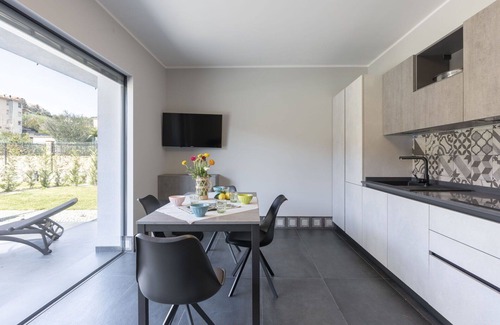 Caramagna Ligure Apartment | Lovely apartment for 6 guests with A/C, WIFI, pool, TV, terrace and pets allowed