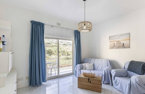 Marsalforn Apartment | Lovely Apartment-hosted by Sweetstay