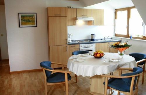 Neuried Villa | Lovely apartment in villa for 4 people with WIFI, TV and patio