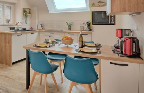 Plouhinec Villa | Lovely apartment in villa for 4 guests with WIFI, TV and terrace