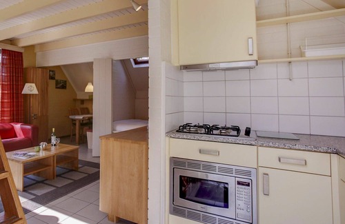 Municipality of Dalfsen House | Lovely apartment in villa for 4 guests with WIFI, pool, TV and terrace
