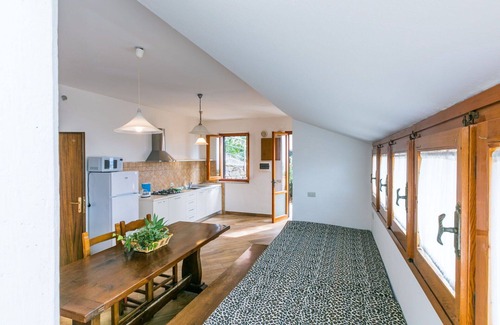 San Baronto Apartment | Lovely apartment for 4 guests with WIFI, pool, balcony, pets allowed and panoramic view