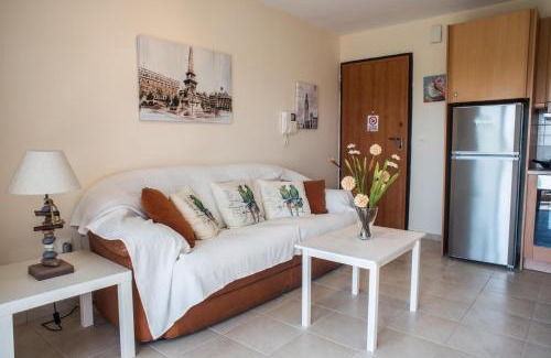 Ligia Apartment | Lovely Apartment Next to the Sea Lygia Korinthias