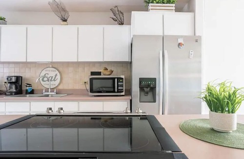 Cabo Rojo Apartment | Lovely Condo 3 min walk to Combate Beach, with pool, WIFI