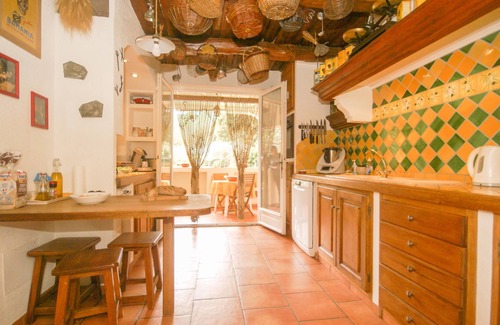 Sillans-la Cascade House | Lovely holiday home with large enclosed garden