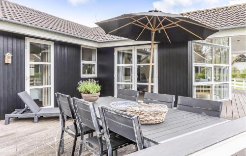 Ristinge House | Lovely Home In Humble With Sauna