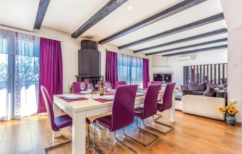 Senj House | Lovely Home In Jablanac With Wifi