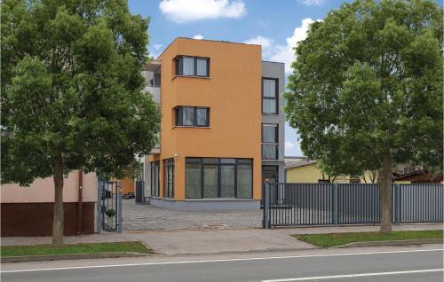 Varazdin House | Lovely Home In Varazdin With Kitchen