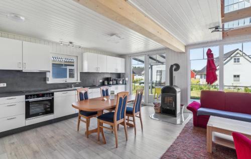 Wandlitz House | Lovely Home In Zerpenschleuse With Wifi