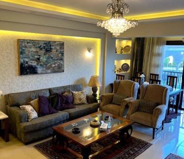 New Cairo Apartment | Lovely hotel apart in front Auc