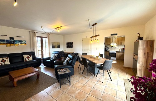 Vezac House | Lovely house with private pool and fenced garden in the heart of Black Périgord