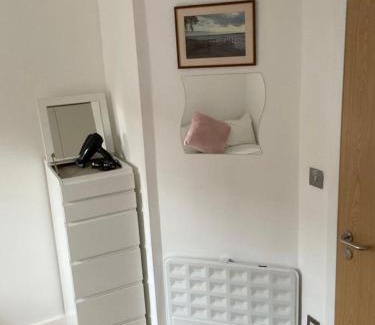 Euston House | Lovely Private Rooms in Euston, Central London
