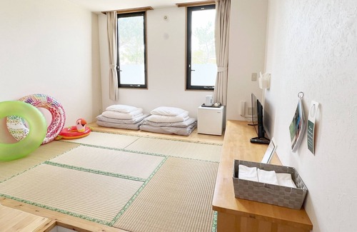Onna Hotel | LOW COST RESORT MANZA BEACH