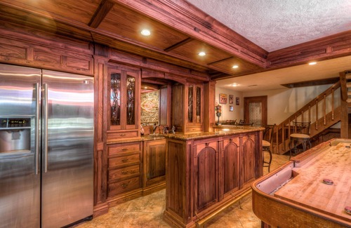 Camdenton House | LOZ Family Fun Lakefront Vacation Home #1, 5000sf, 6 bdr, 4 bath, 1 is ADA
