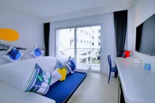 Patong Hostel | Lub d Phuket Patong - Near Patong Beach & Vibrant Social Vibe