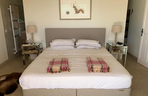 Saint-Pantaleon Villa | Luberon View