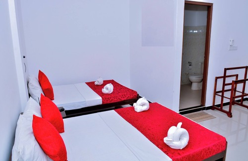 Trincomalee Hotel | Lucky 7 Trinco
