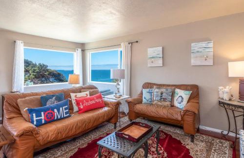 Gualala House | Lucky Ewe - Ocean View Retreat