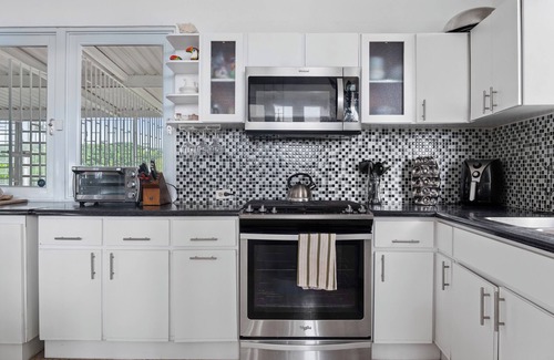 Playa Fortuna House | Lucky Luquillo's SOLAR El Yunque & Beach Retreat