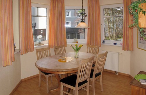 Zinnowitz Apartment | Luise von Preußen with 2 bedrooms and 1.5 bathrooms
