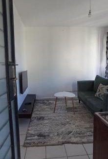 Riruta Apartment | lujiT Ngong rd studio with Pool
