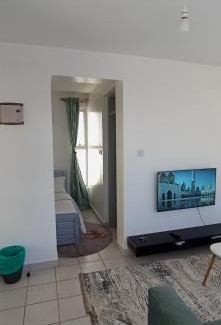 Riruta Apartment | lujiT Ngong rd studio with Pool