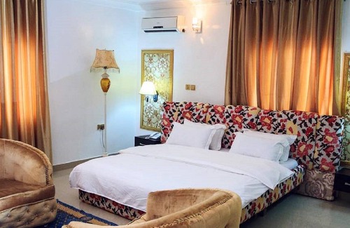 Maitama Hotel | Lukeville Suites