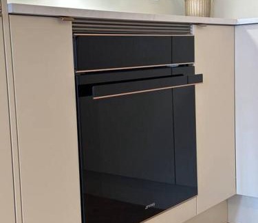 Bergenhus Apartment | Luksuriøs bygårdsleilighet