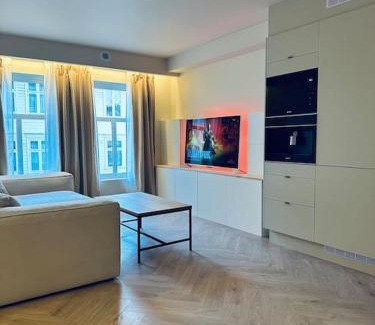 Bergenhus Apartment | Luksuriøs bygårdsleilighet