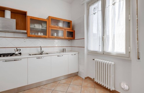 San Jacopino Apartment | Lulli Cozy Apartment with Balcony