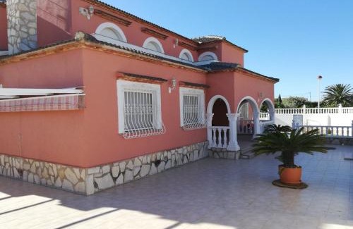 Els Poblets House | Lulu LOCDENIA