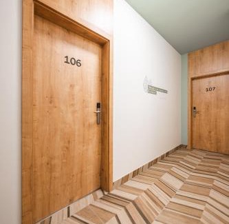 Prague 2 Hostel | Luma Terra Prague Hostel