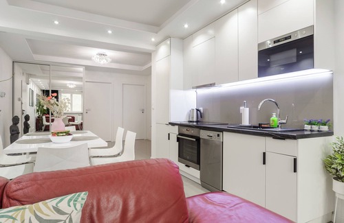 Ochota Apartment | Lumina spacious apart with 3 bedrooms