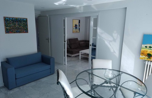 Carnot Apartment | Lumineux Appartement Moderne à 10 Minutes de la Croisette Idéal Pour un Couple