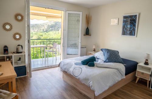 Greoux-les-Bains Apartment | Lumineux studio-Gréoux-les-Bains