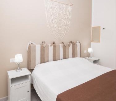 Lake Bracciano Apartment | Luminoso Appartamento sul Lago - Lake Court