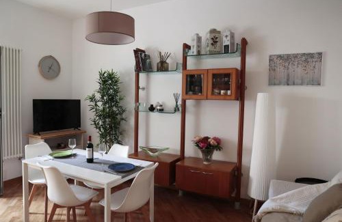 Quartiere XXVII Primavalle Apartment | Luminoso e accogliente appartamento con giardino - Battistini