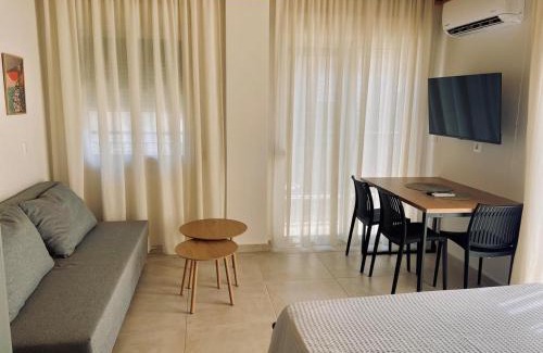 Xanthi Apartment | Lumira Suite