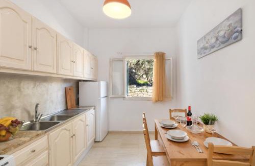Nisaki Apartment | Luna Apartments Corfu