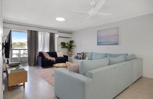 Yeppoon Apartment | Luna Blu & The Beach Loft Yeppoon- Private Apartments