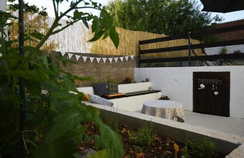Sutivan House | Luna House