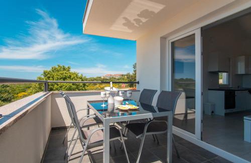 Gajac Apartment | LUNA Residence