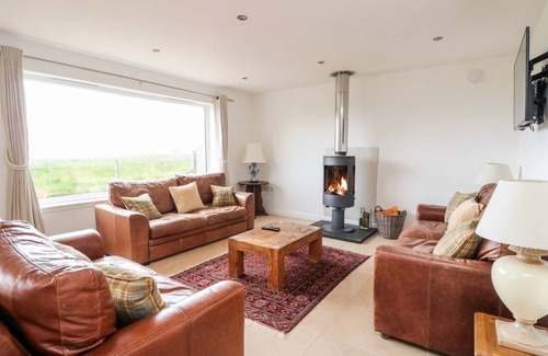 Appin Cottage | Lurach