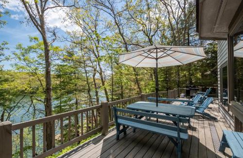 Swanton House | Lured by the Lake