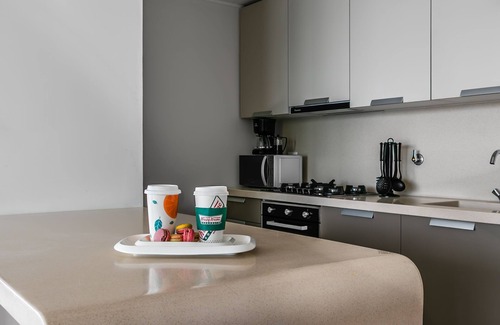Tumba Vieja Apartment | Lush Apartment Ocean View
