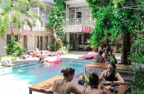 Pererenan Hostel | Lushy Hostel Canggu