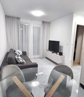Znjan Apartment | Lux Apartman Nina&Martina' New 2025- free garage parking