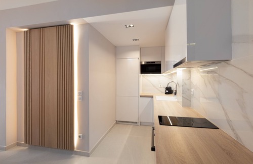 Athens House | LUX&EASY Athens Downtown Residences