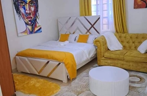 Nairobi House | Lux Suites Red Plate Studio Apartments