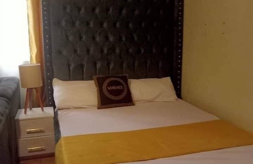 Nairobi House | Lux Suites Red Plate Studio Apartments